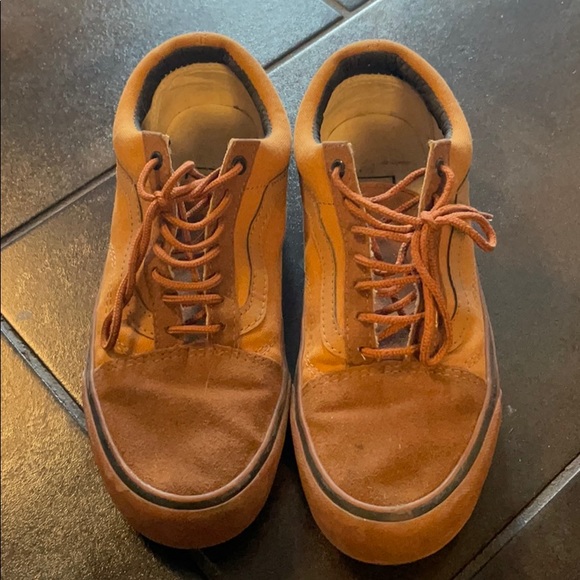 Leather vans - Picture 3 of 4